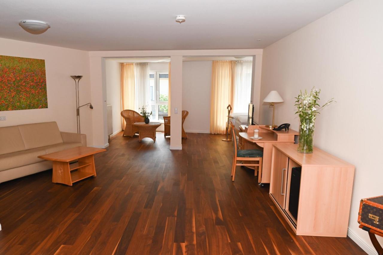 Hotel Restaurant Luise Badenweiler Kültér fotó