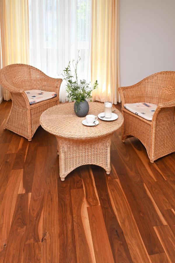 Hotel Restaurant Luise Badenweiler Kültér fotó